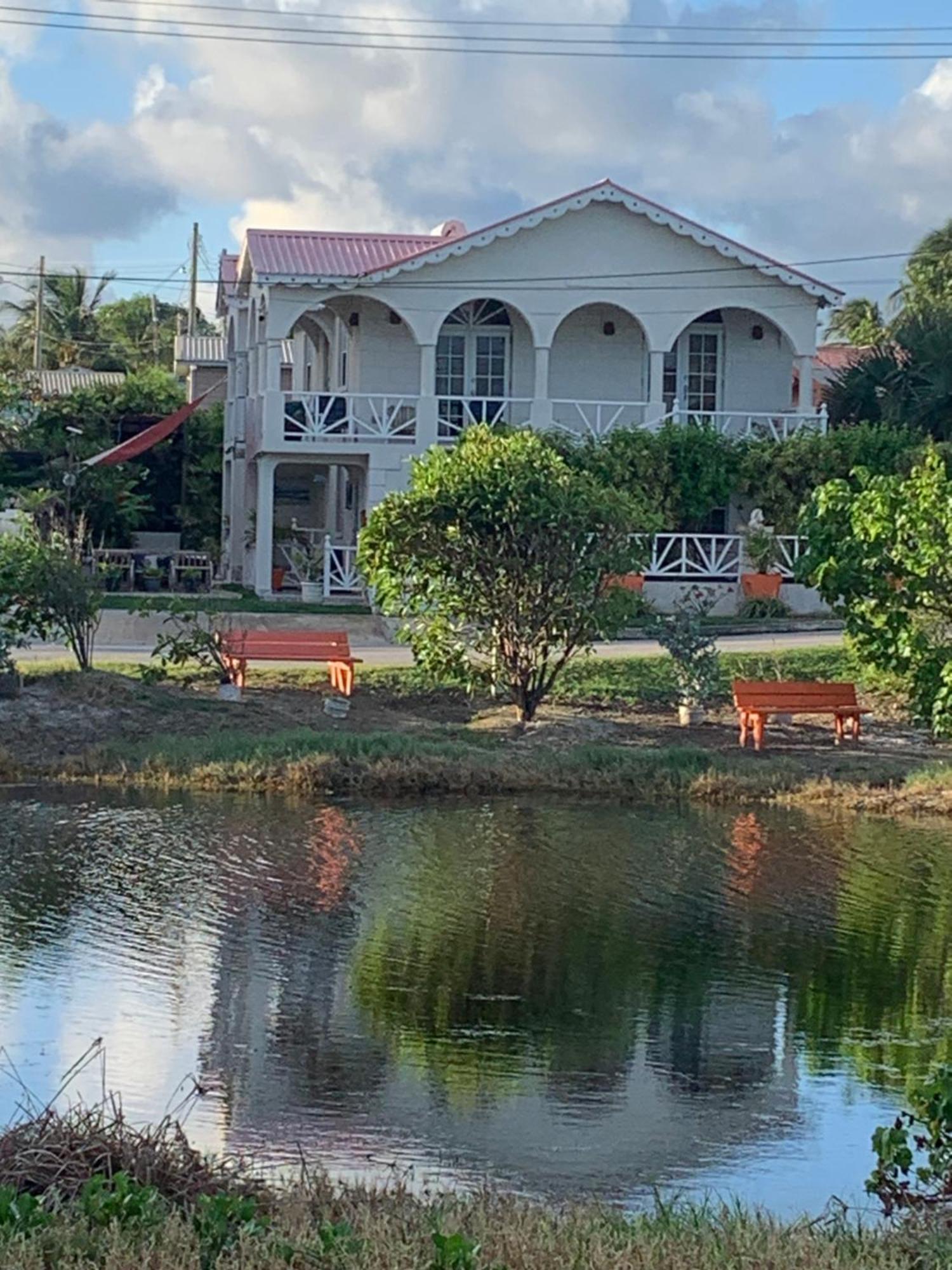 Sea Shells Villa Christ Church Exterior foto